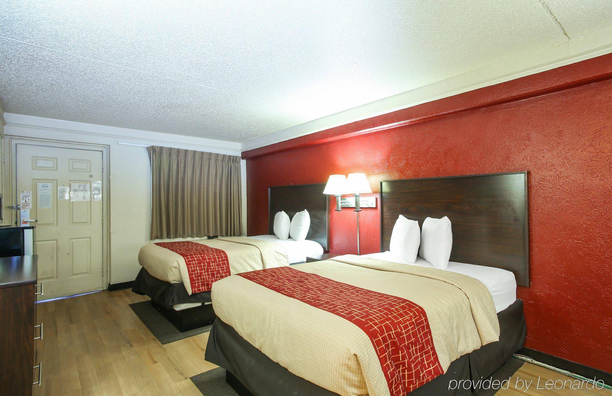 Red Roof Inn North Dallas - Park Central Eksteriør billede