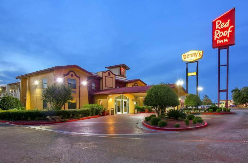 Red Roof Inn North Dallas - Park Central Eksteriør billede