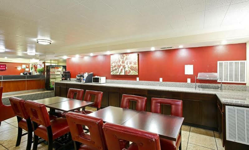 Red Roof Inn North Dallas - Park Central Eksteriør billede