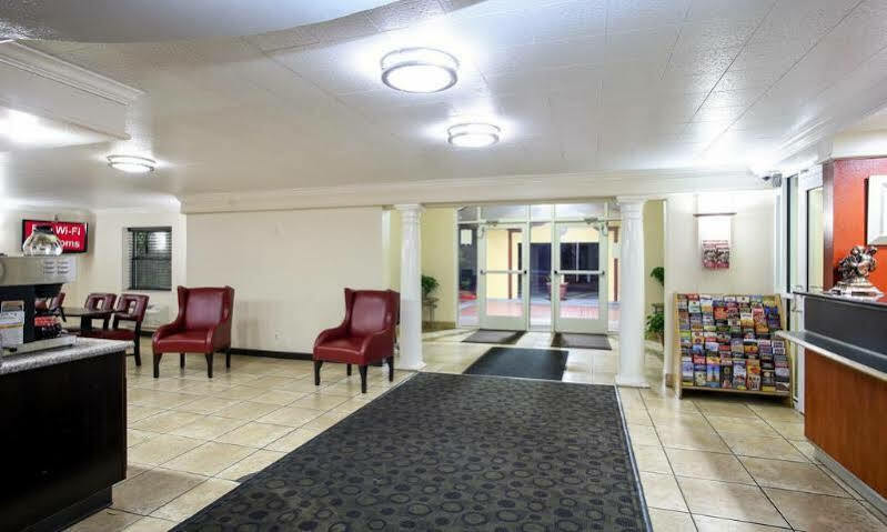 Red Roof Inn North Dallas - Park Central Eksteriør billede
